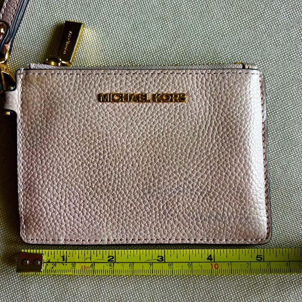 Michael Kors Pebbled Leather Wristlet Pouch Blush Pink Preloved - Picture 10 of 12